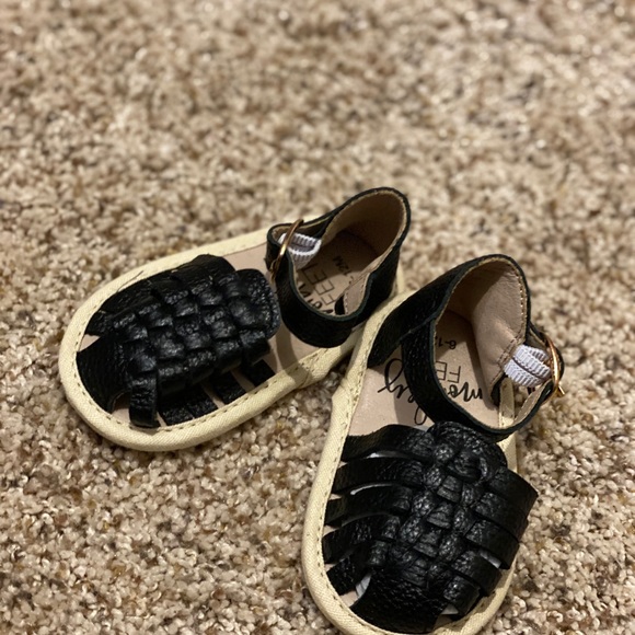 Sandals - Picture 4 of 4